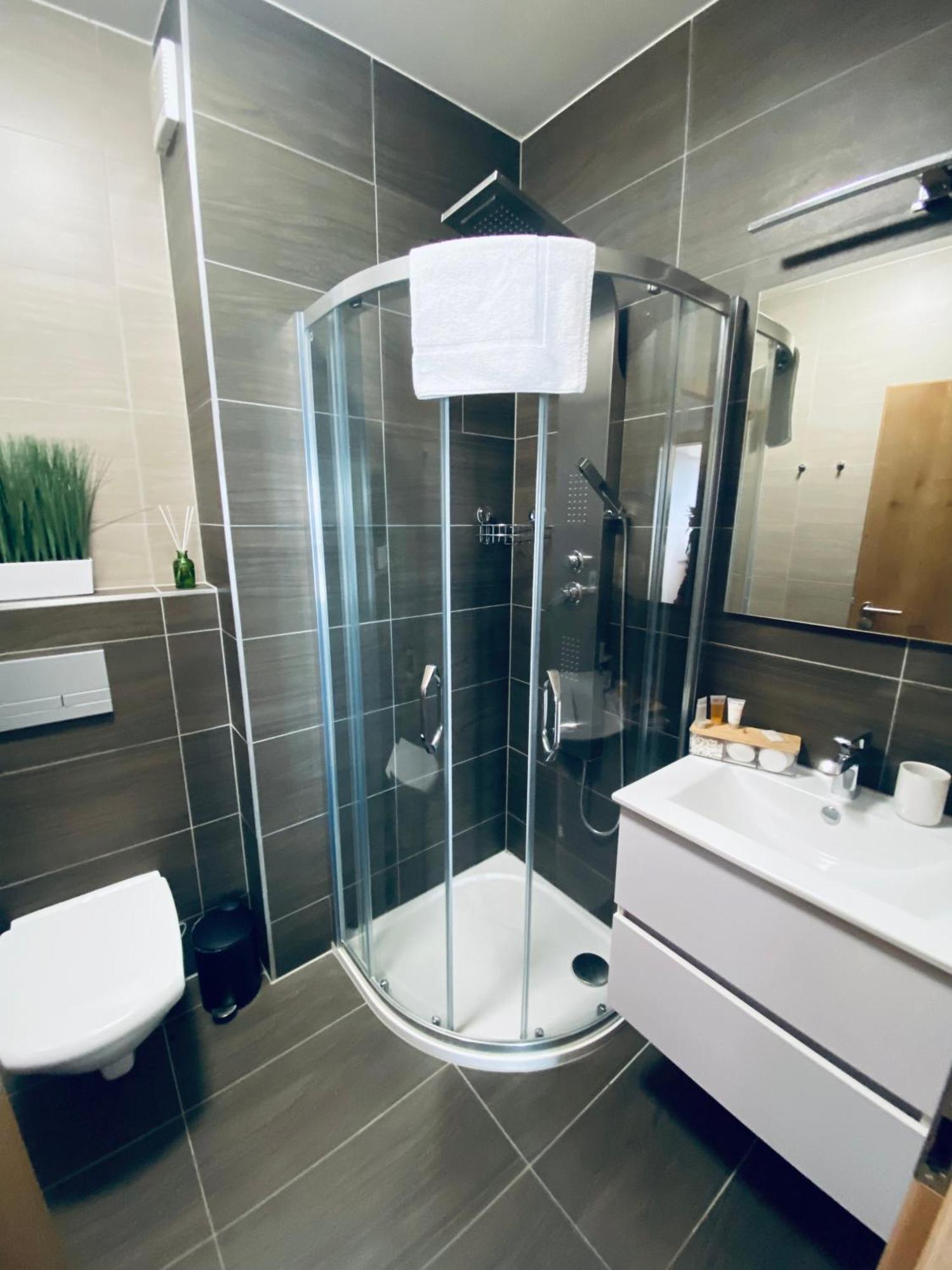 Apartman Na Brehu Lipna Черна-в-Пошумави Экстерьер фото